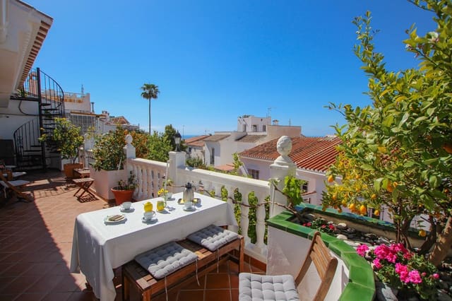 7 bedroom Guesthouse/B & B for sale in Nerja with pool garage - € 645,000 (Ref: 9737173)