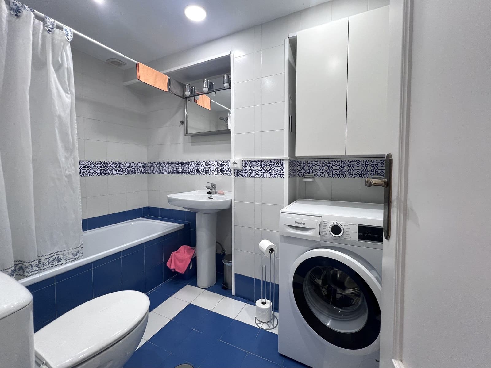 2 Zimmer Apartment zu verkaufen in Nerja mit Pool - 419.000 € (Ref: 9809759)