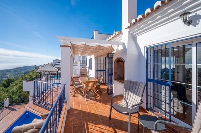 6 soveværelse Villa til salg i Nerja med swimmingpool garage - € 1.150.000 (Ref: 9829561)
