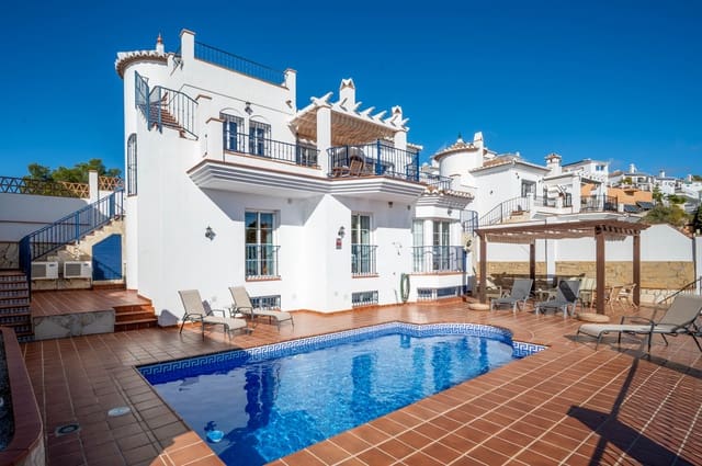 6 soveværelse Villa til salg i Nerja med swimmingpool garage - € 1.150.000 (Ref: 9829561)