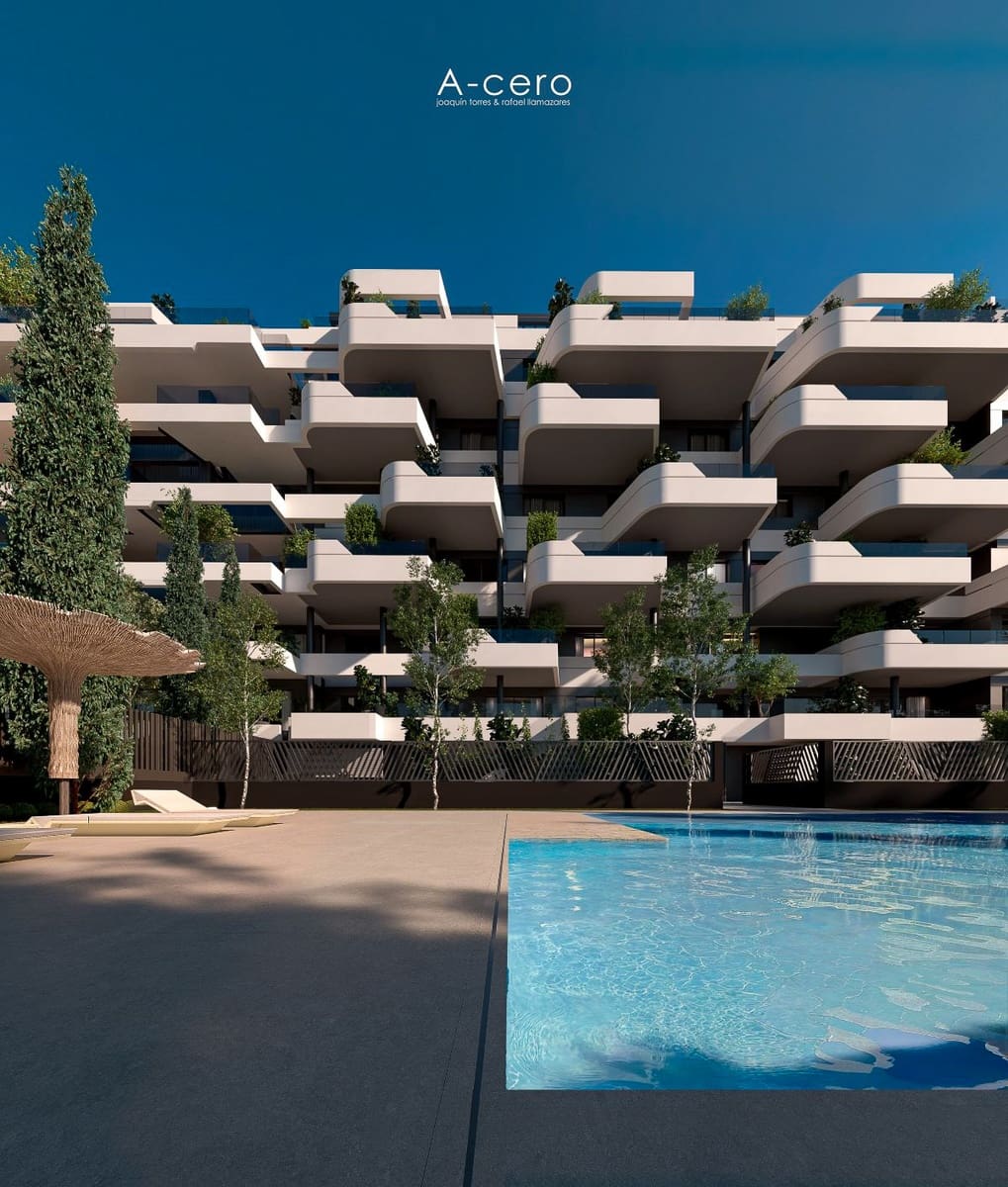 2 soverom Leilighet til salgs i Malaga by med svømmebasseng garasje - € 479 900 (Ref: 9841348)