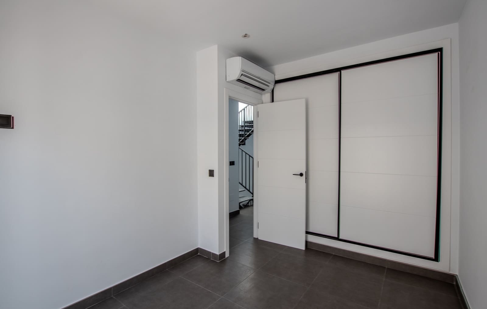 Casa de 5 habitaciones en Nerja en venta con piscina - 1.900.000 € (Ref: 9999116)