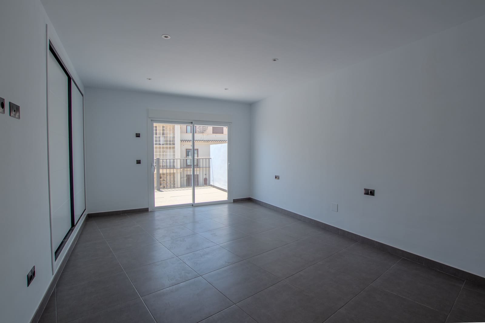 Casa de 5 habitaciones en Nerja en venta con piscina - 1.900.000 € (Ref: 9999116)