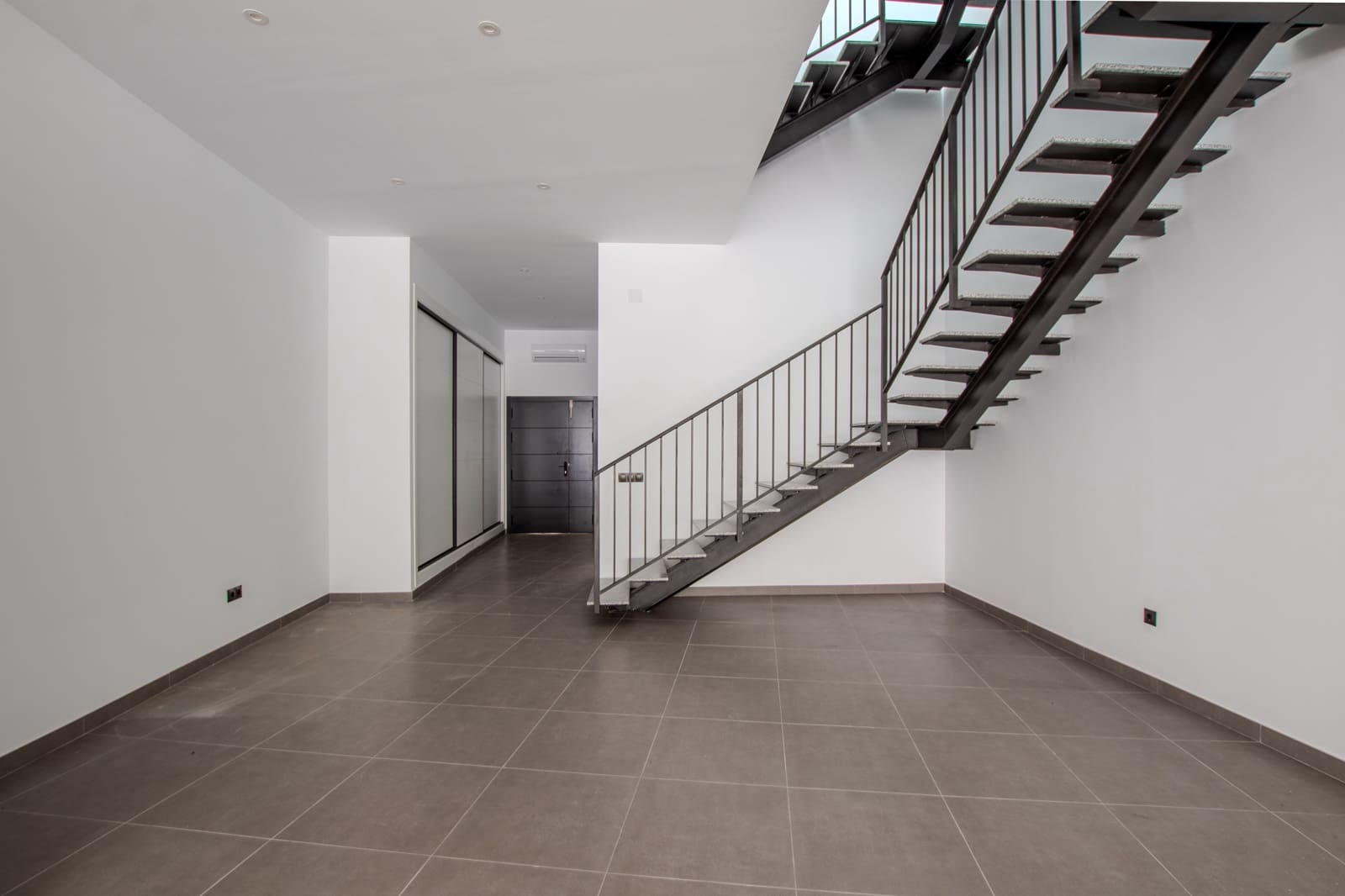 Casa de 5 habitaciones en Nerja en venta con piscina - 1.900.000 € (Ref: 9999116)