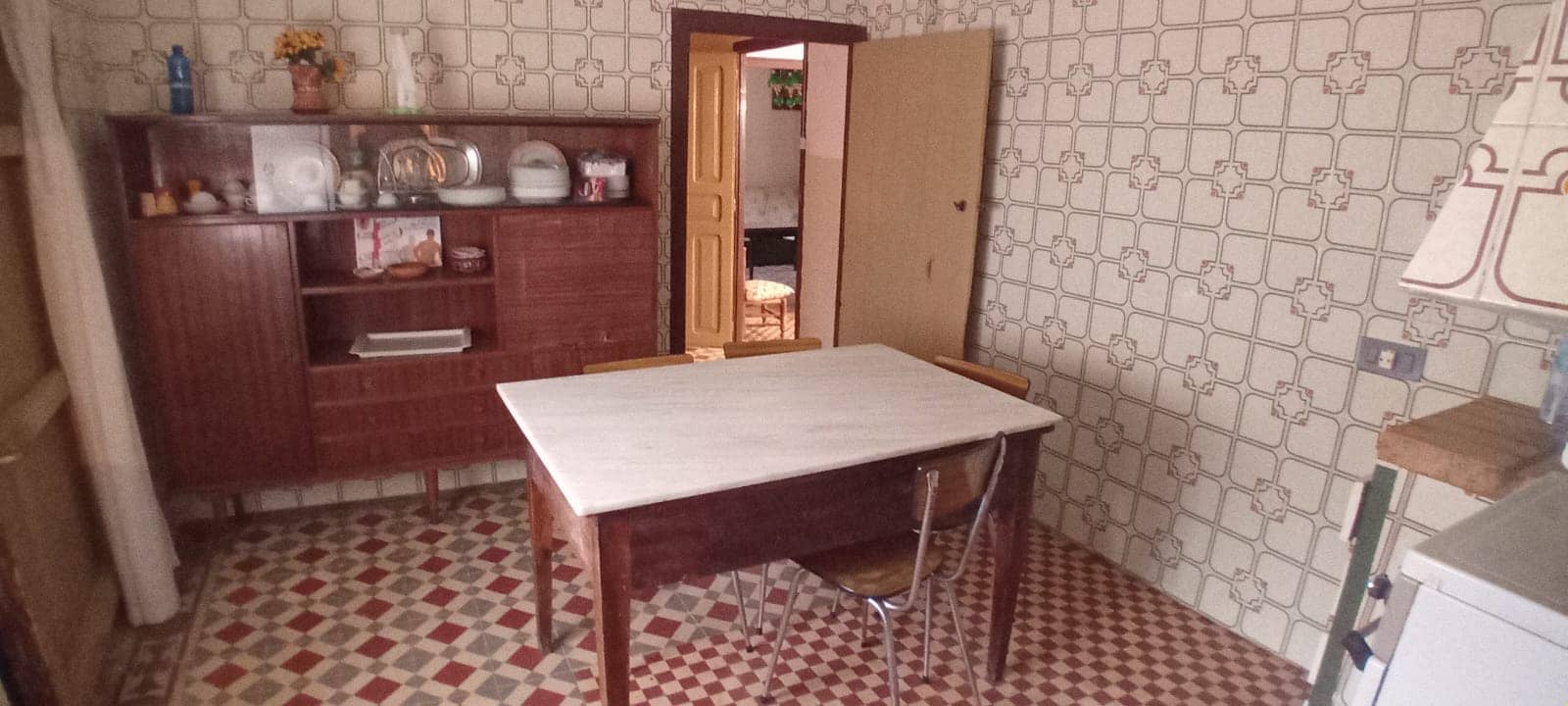 5 soveværelse Finca/Landehus til salg i Fuentes Calientes med garage - € 95.000 (Ref: 10150541)