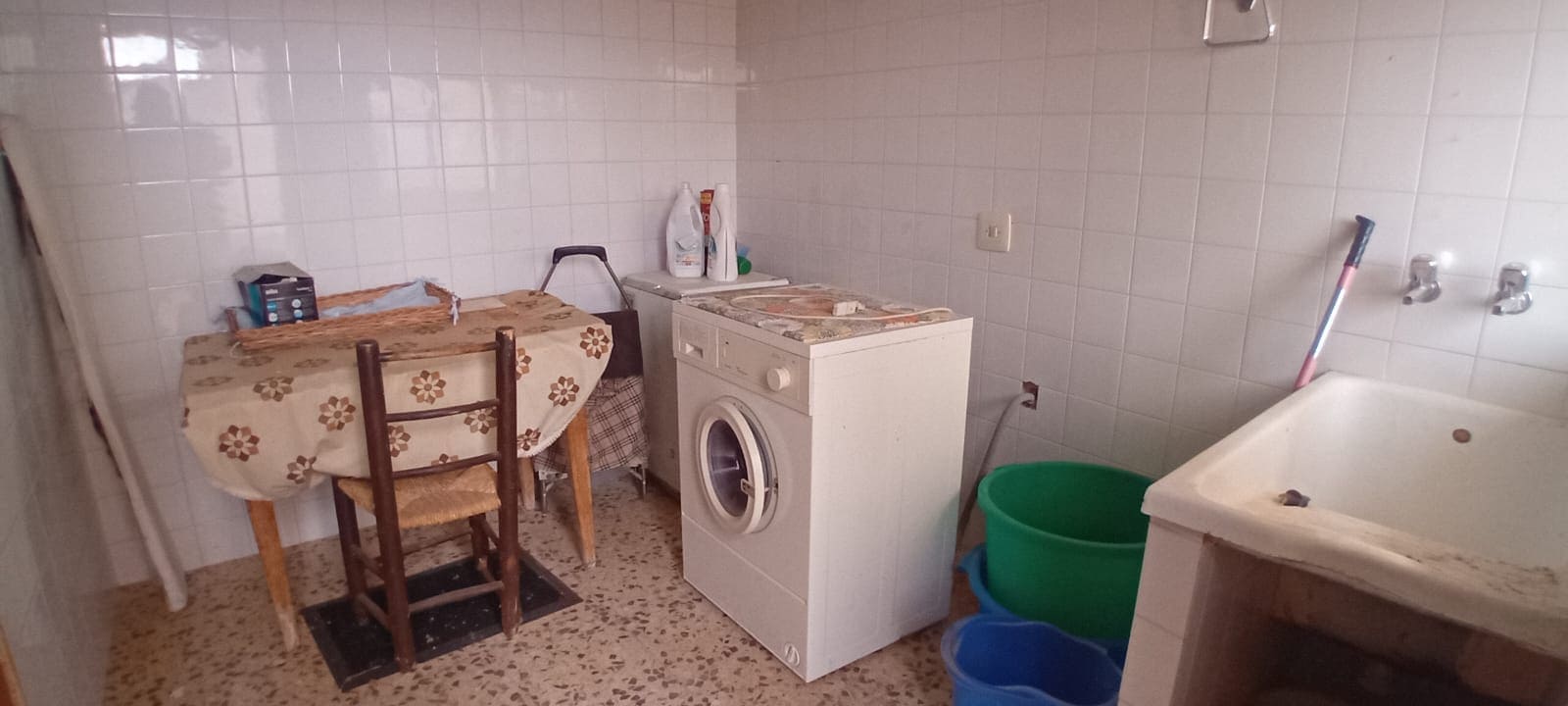 5 soveværelse Finca/Landehus til salg i Fuentes Calientes med garage - € 95.000 (Ref: 10150541)