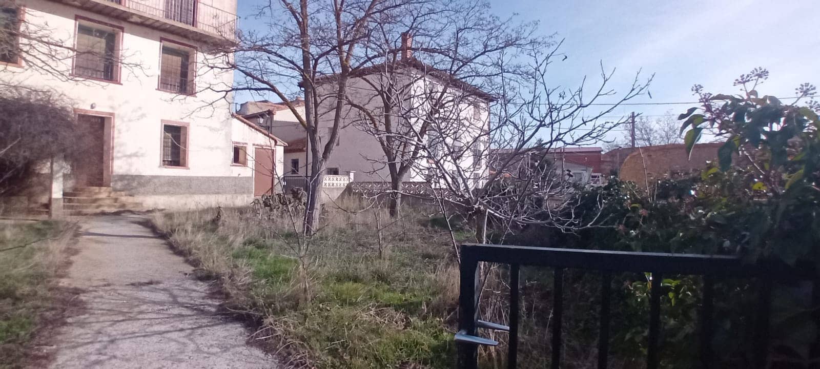 5 soveværelse Finca/Landehus til salg i Fuentes Calientes med garage - € 95.000 (Ref: 10150541)
