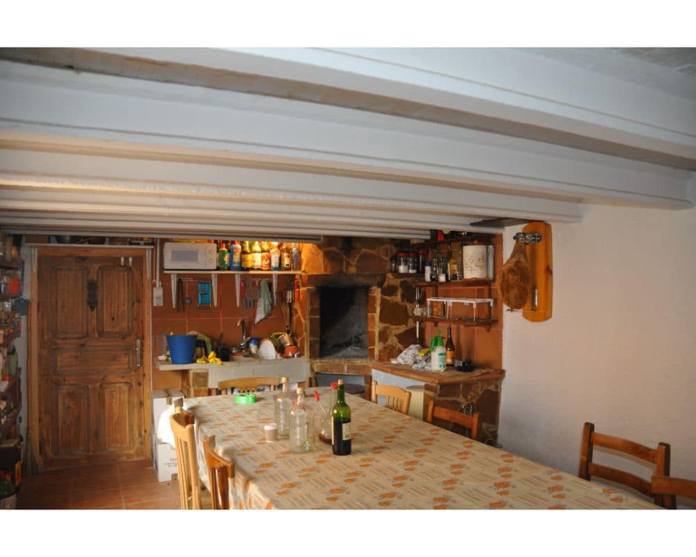 5 soveværelse Byhus til salg i Fuentes Calientes med garage - € 89.000 (Ref: 6461886)