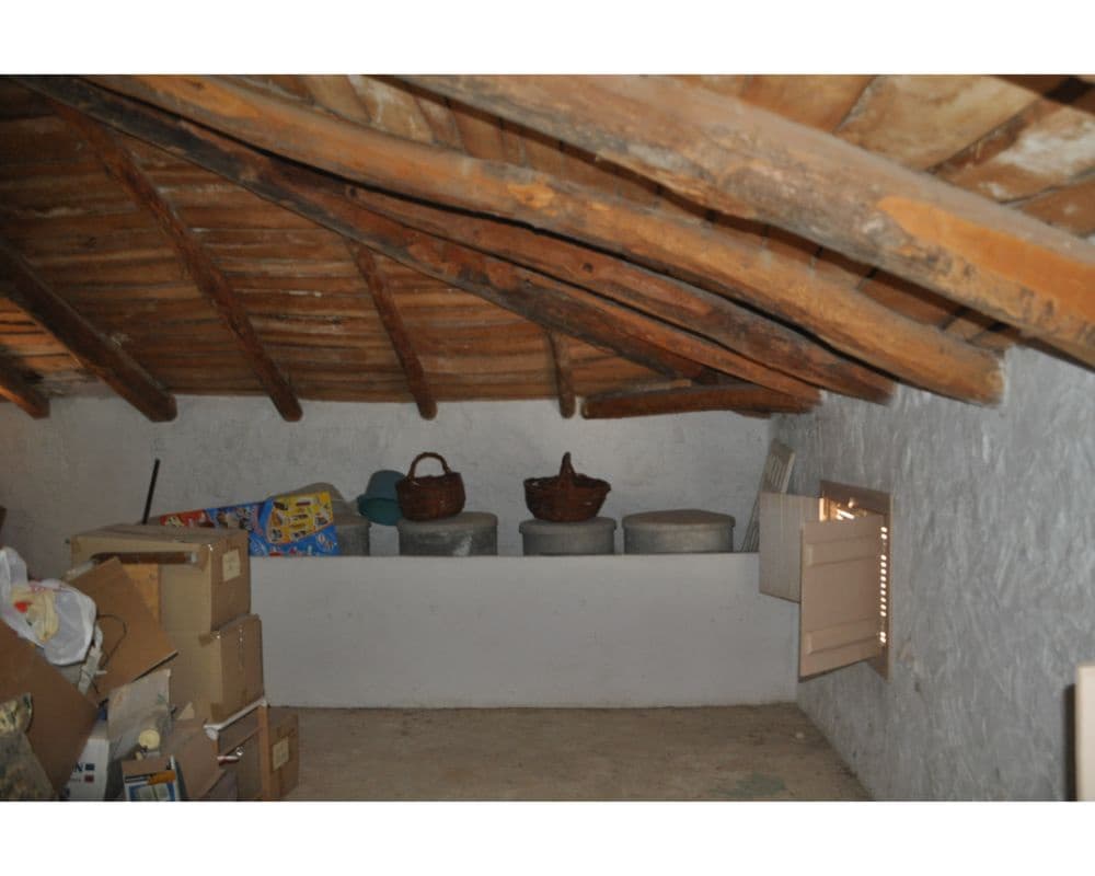 5 soveværelse Byhus til salg i Fuentes Calientes med garage - € 89.000 (Ref: 6461886)