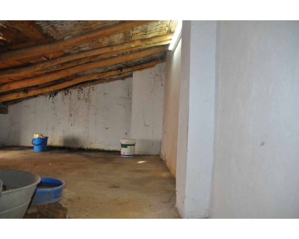 5 soveværelse Byhus til salg i Fuentes Calientes med garage - € 89.000 (Ref: 6461886)