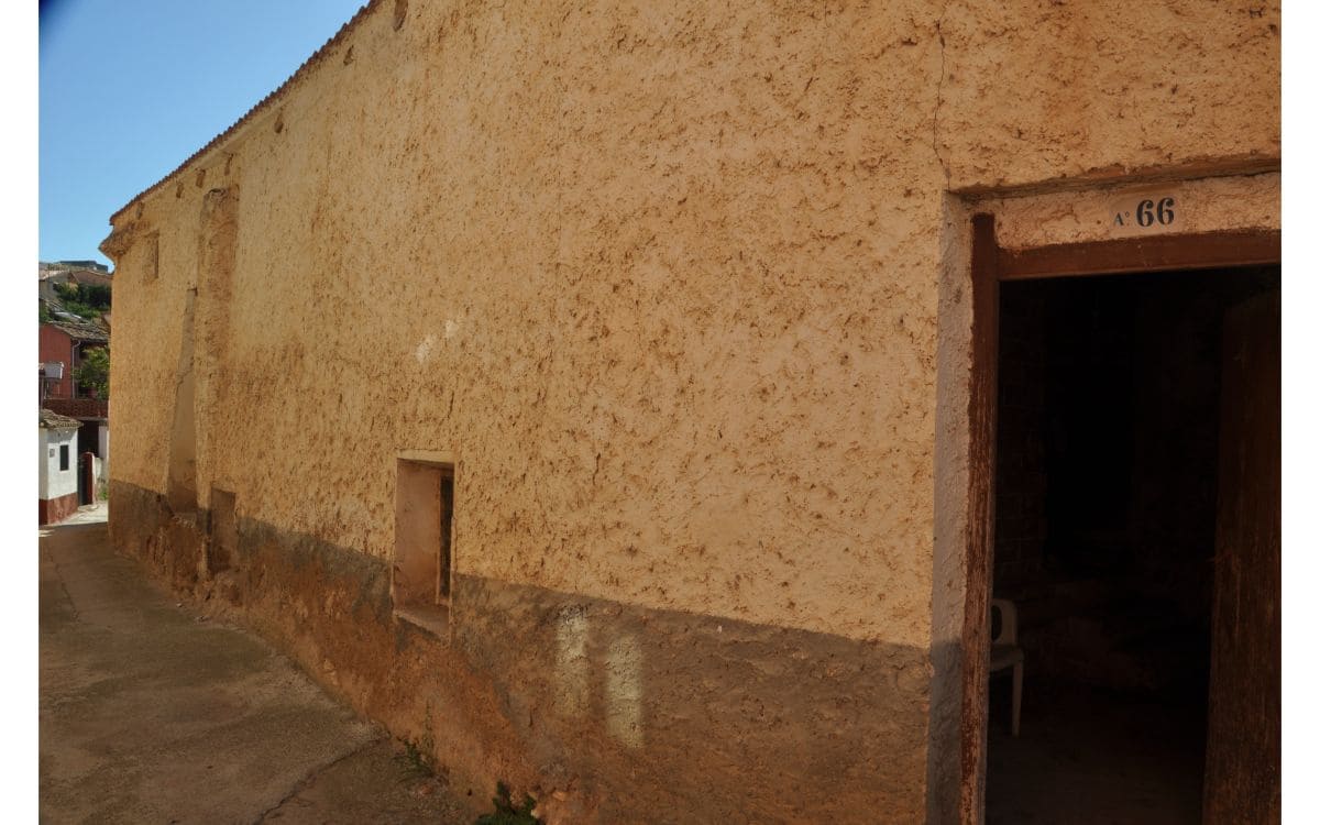 6 soveværelse Byhus til salg i Perales del Alfambra - € 53.000 (Ref: 6504422)