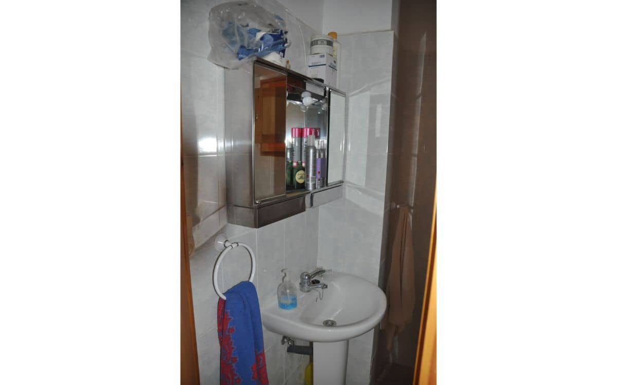 6 soveværelse Byhus til salg i Perales del Alfambra - € 53.000 (Ref: 6504422)