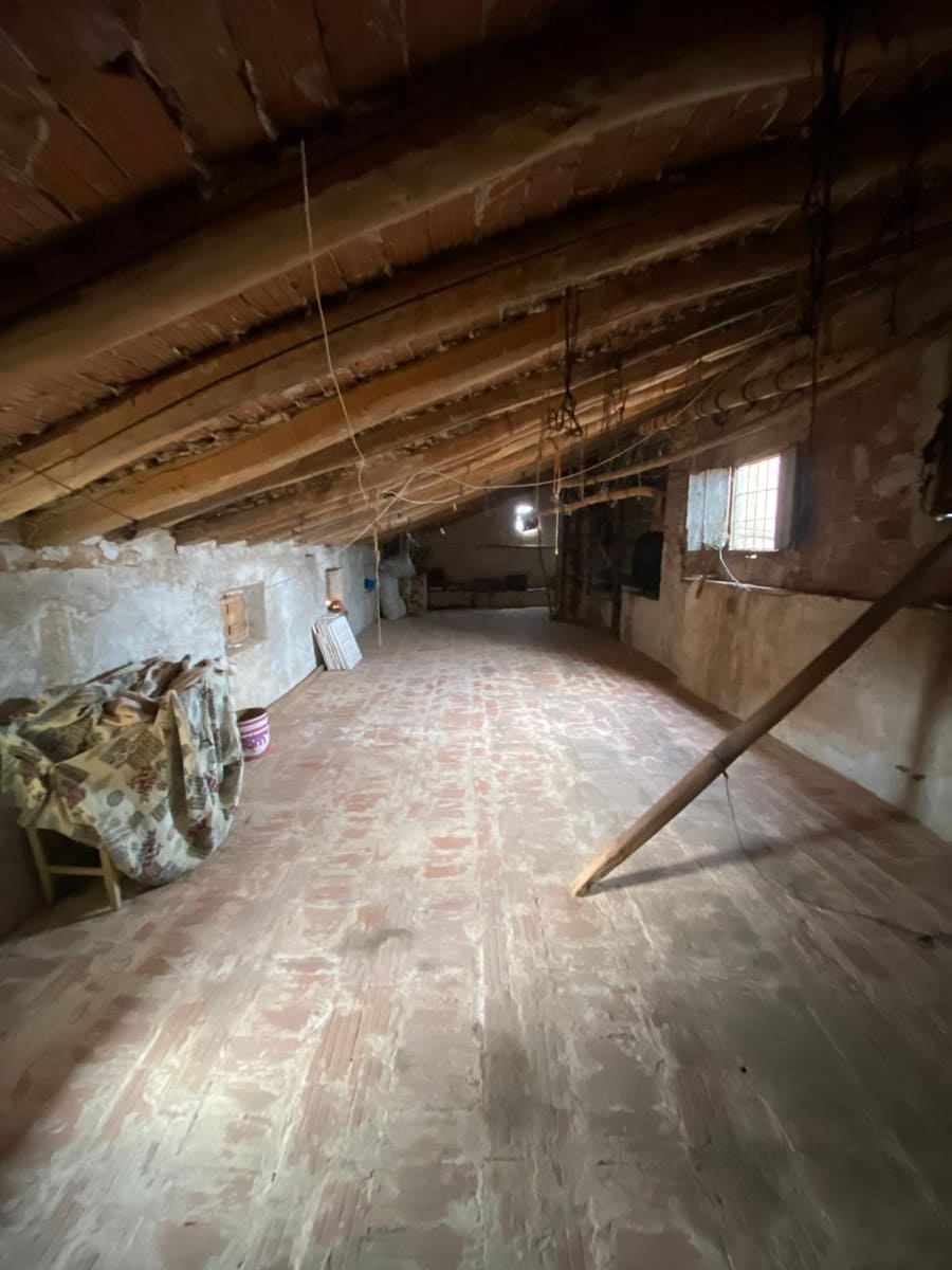 5 soveværelse Byhus til salg i Visiedo med garage - € 70.000 (Ref: 7411573)