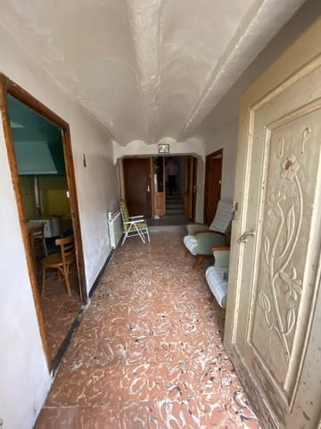 5 soverom Hus til salgs i Visiedo med garasje - € 70 000 (Ref: 7411573)