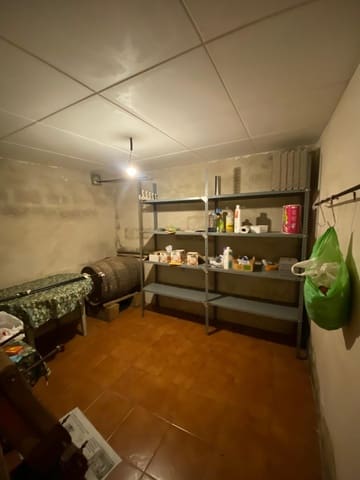 5 soverom Hus til salgs i Visiedo med garasje - € 70 000 (Ref: 7411573)