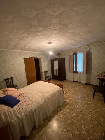 5 soverom Hus til salgs i Visiedo med garasje - € 70 000 (Ref: 7411573)