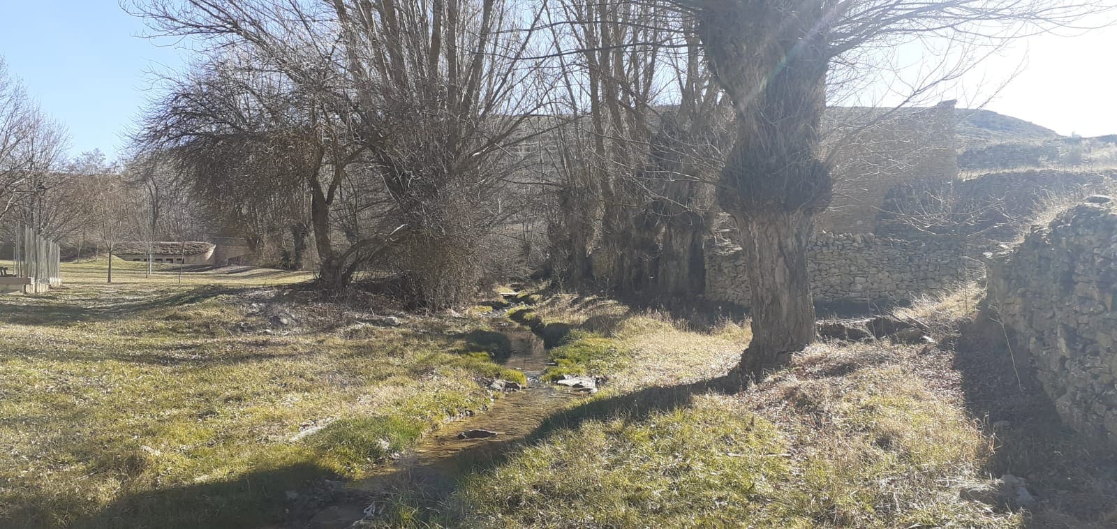 Finca/Landehus til salg i Camarillas - € 30.000 (Ref: 7411583)