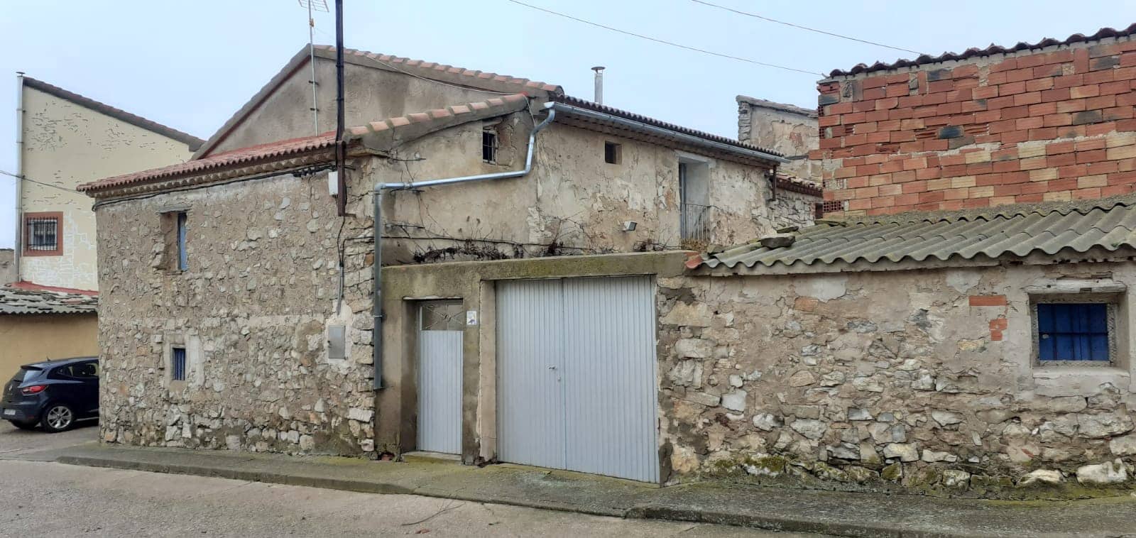 2 soveværelse Byhus til salg i Argente - € 35.000 (Ref: 7719376)