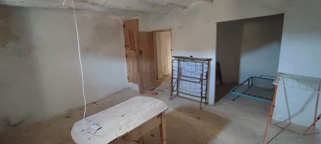 2 soveværelse Byhus til salg i Rillo - € 9.900 (Ref: 7744935)