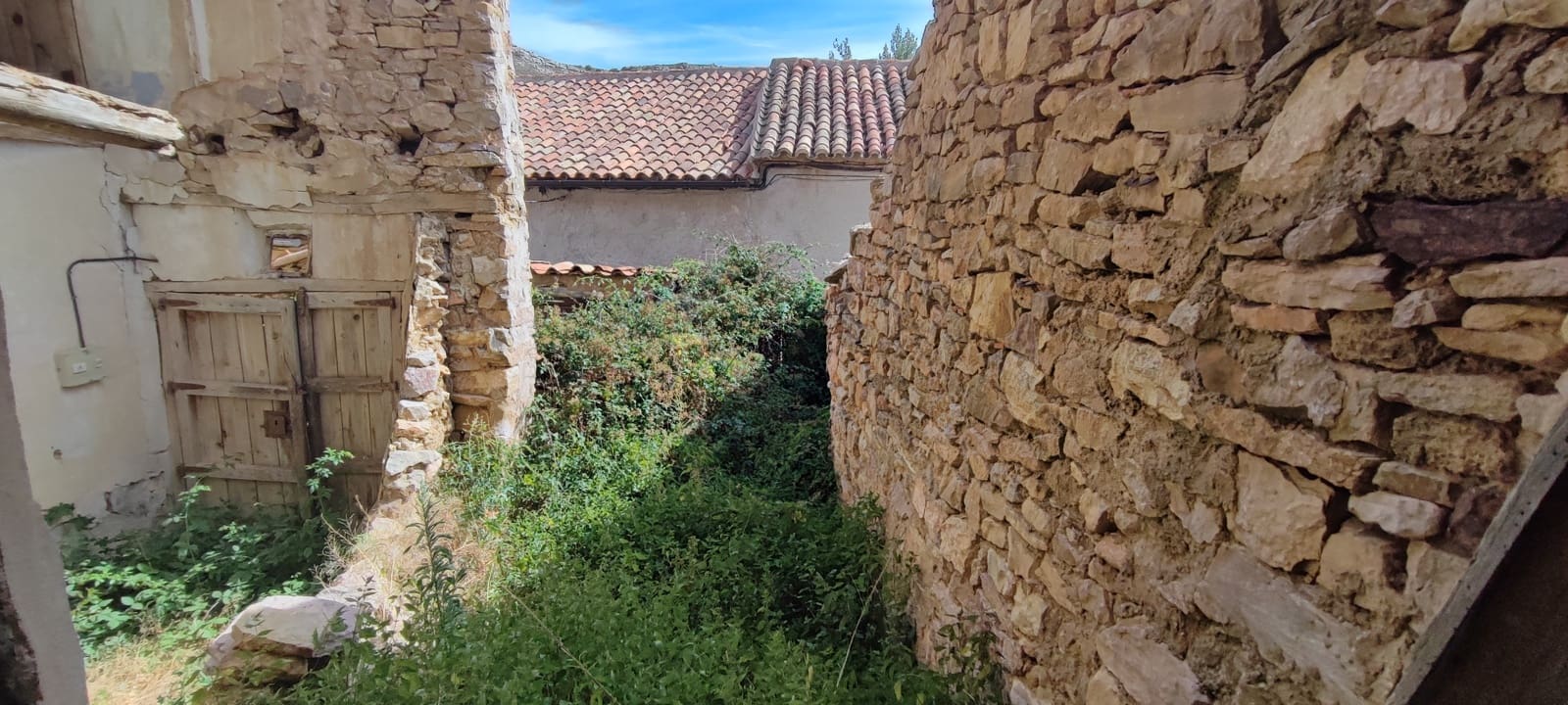 2 soveværelse Byhus til salg i Rillo - € 9.900 (Ref: 7744935)