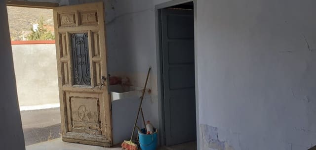 3 soveværelse Byhus til salg i Bueña - € 18.000 (Ref: 7993590)