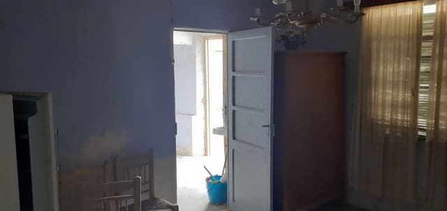 3 soveværelse Byhus til salg i Bueña - € 18.000 (Ref: 7993590)