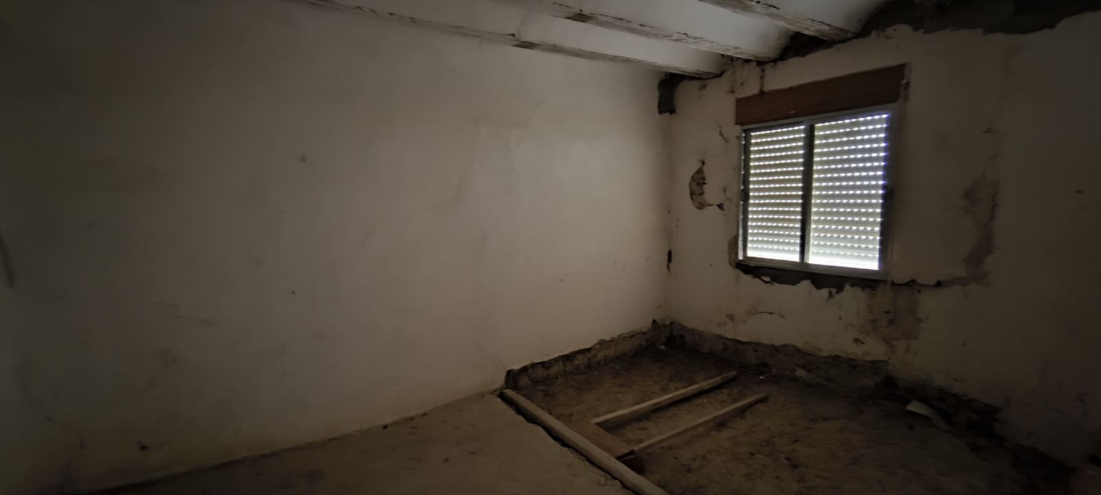 6 soveværelse Byhus til salg i Alpenes - € 65.000 (Ref: 8387565)