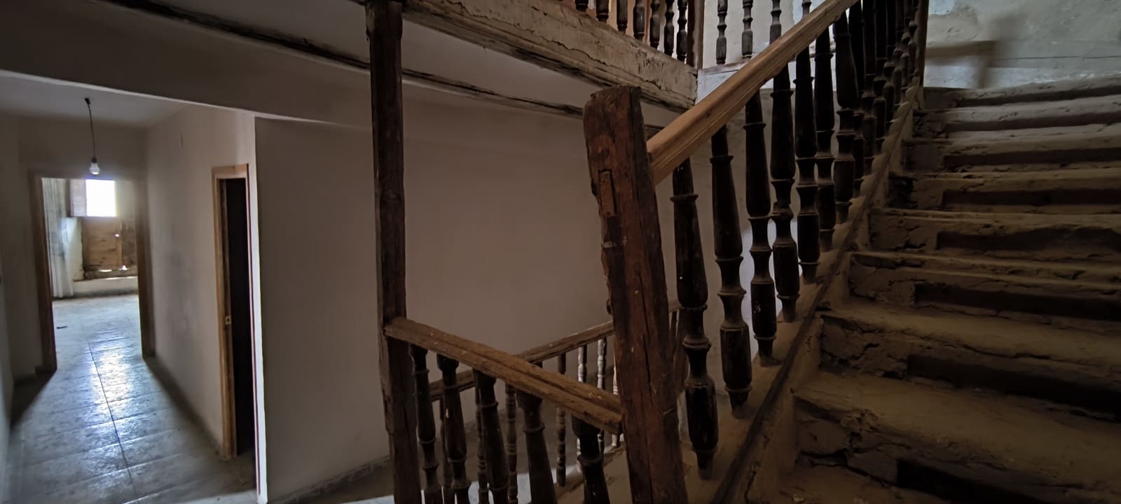 6 soveværelse Byhus til salg i Alpenes - € 65.000 (Ref: 8387565)