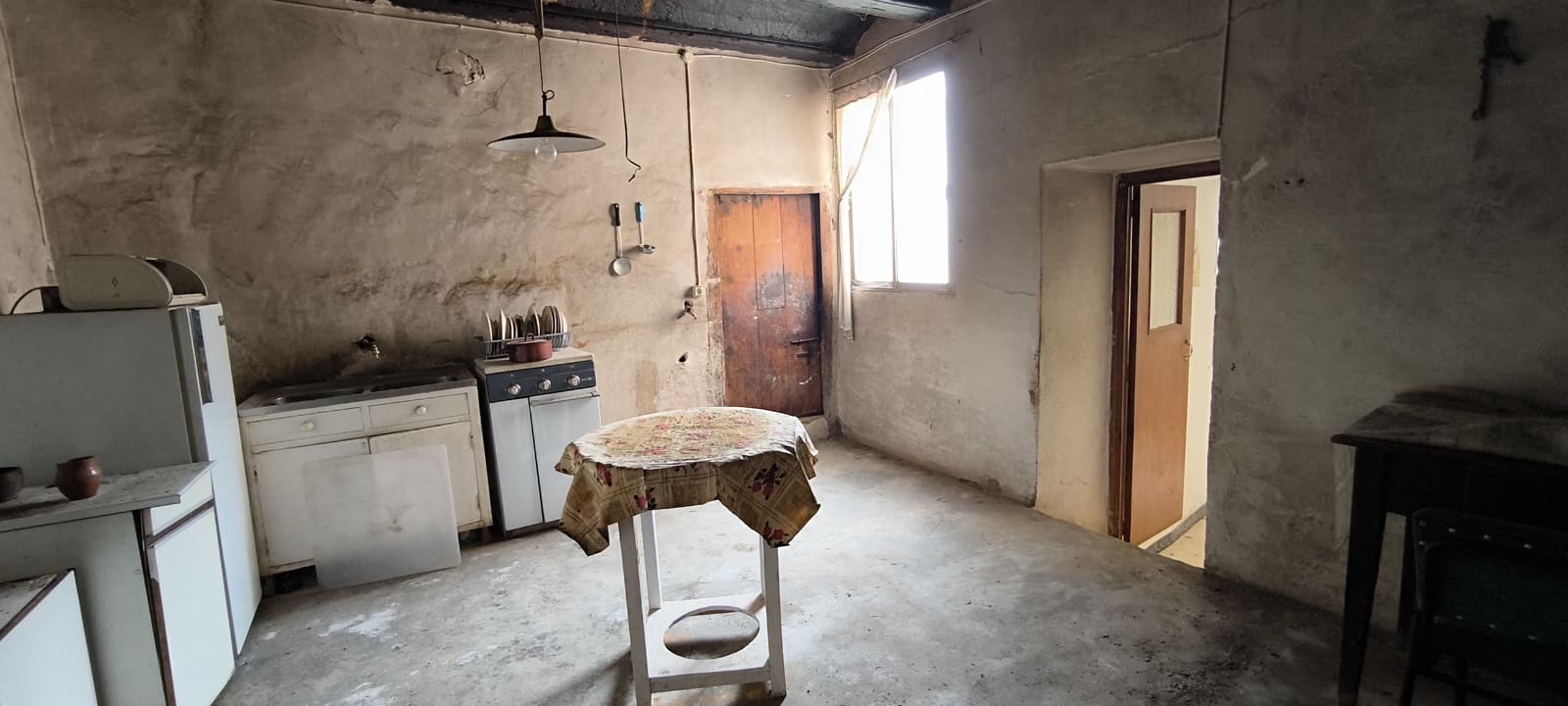 6 soveværelse Byhus til salg i Alpenes - € 65.000 (Ref: 8387565)