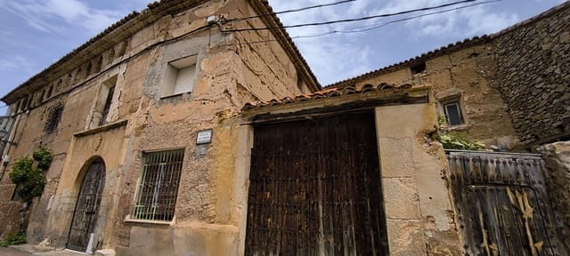 6 soverom Hus til salgs i Alpeñés - € 65 000 (Ref: 8387565)