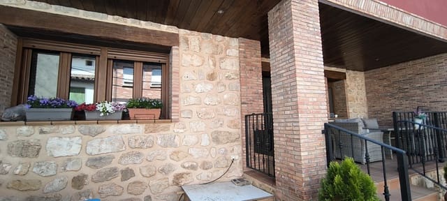 3 soveværelse Byhus til salg i Alfambra med garage - € 265.000 (Ref: 9057049)