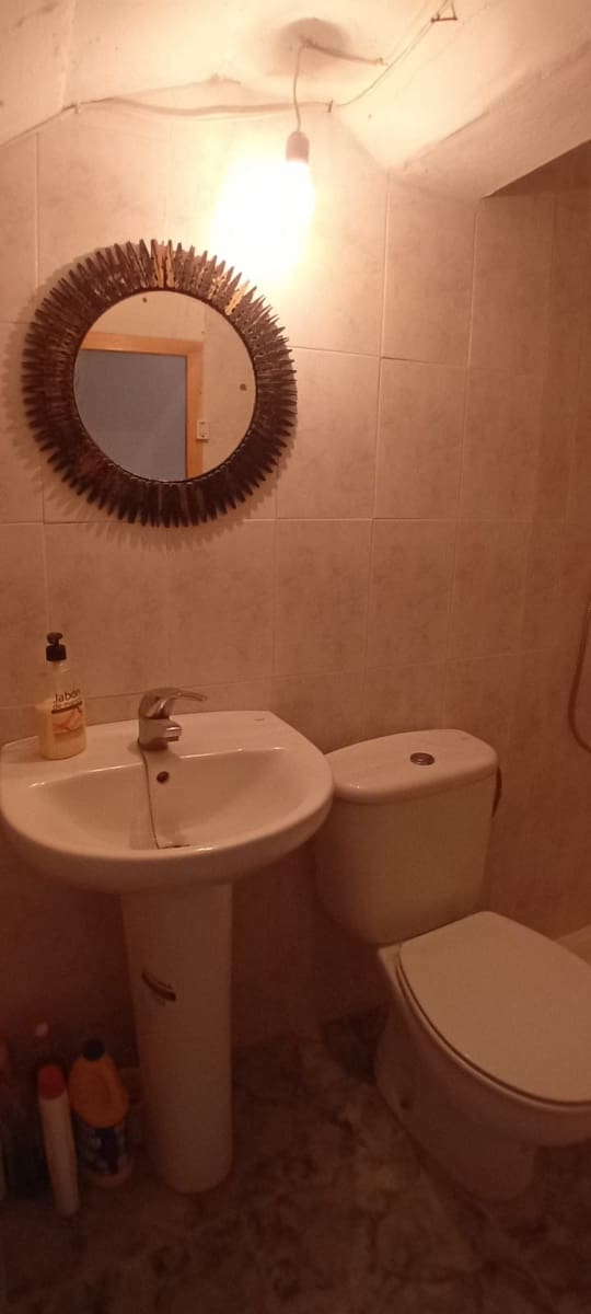 2 bedroom Townhouse for sale in Villarquemado - € 37,000 (Ref: 9400111)