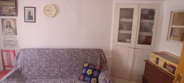 2 bedroom Townhouse for sale in Villarquemado - € 37,000 (Ref: 9400111)