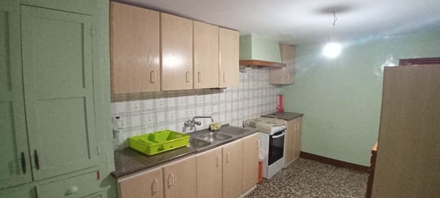 3 soverom Hus til salgs i Bañón - € 31 900 (Ref: 9400112)