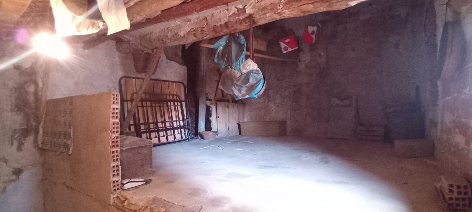 3 soverom Hus til salgs i Banon - € 31 900 (Ref: 9400112)