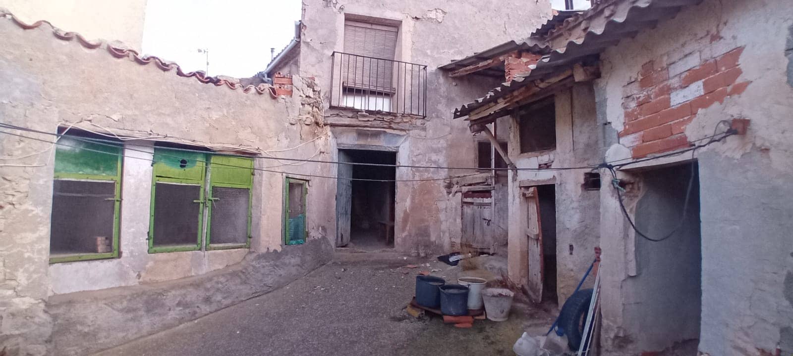 3 soverom Hus til salgs i Banon - € 31 900 (Ref: 9400112)