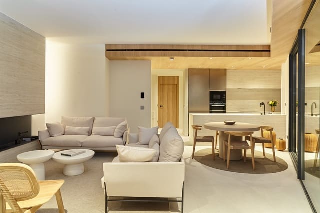 2 makuuhuone Kattohuoneisto myytävänä paikassa Santa Eulalia / Santa Eularia mukana uima-altaan 
autotalli - 2 427 269 € (Ref: 10086925)