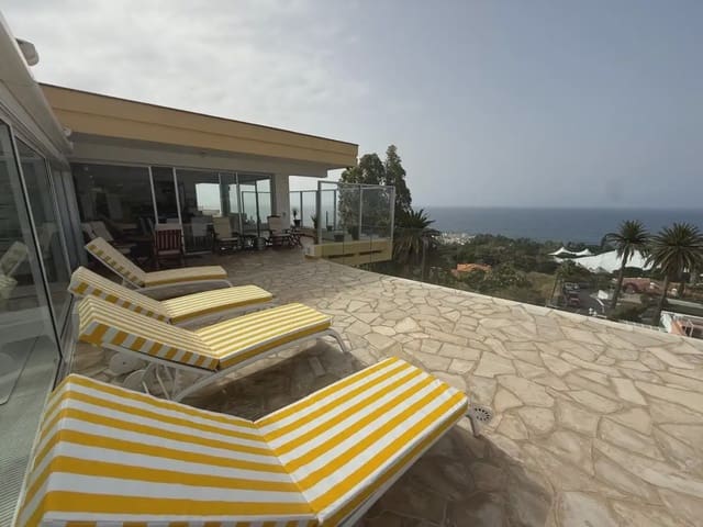 3 soverom Villa til salgs i Puerto de la Cruz med garasje - € 1 500 000 (Ref: 10009880)