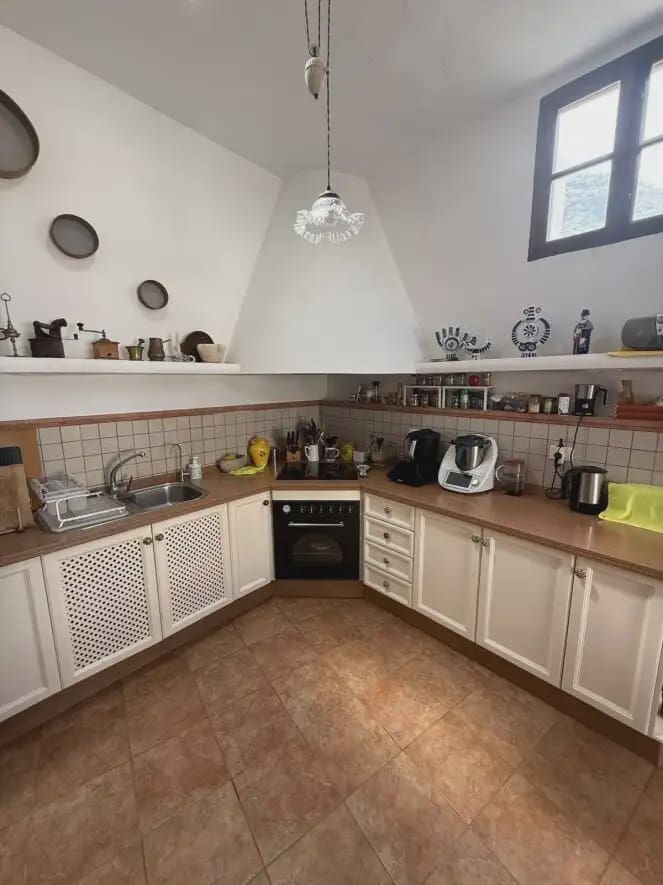 5 chambre Finca/Maison de Campagne à vendre à Garachico avec garage - 800 000 € (Ref: 10021879)