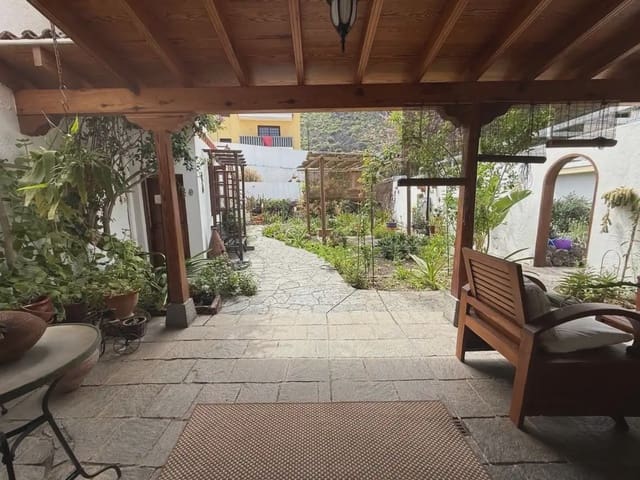 Finca/Casa Rural de 5 habitaciones en Garachico en venta con garaje - 800.000 € (Ref: 10021879)