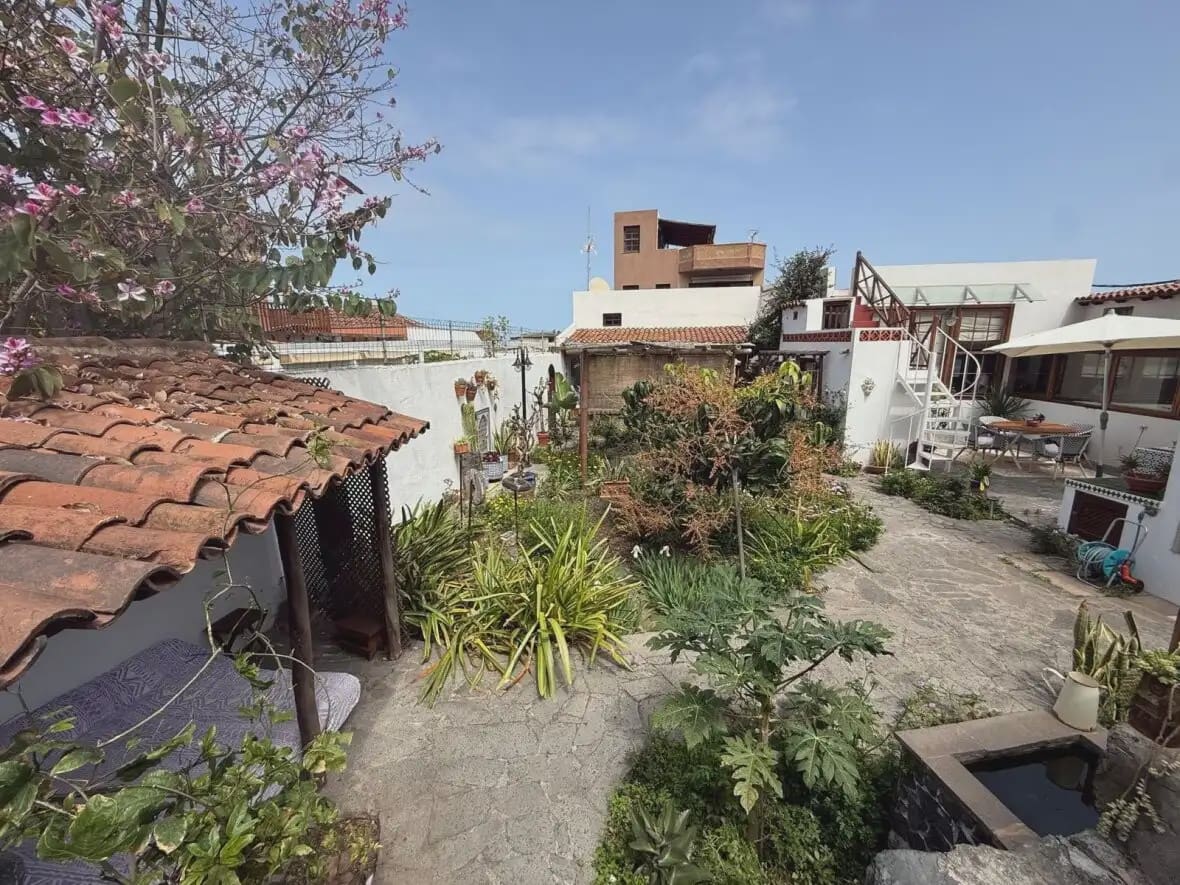 5 chambre Finca/Maison de Campagne à vendre à Garachico avec garage - 800 000 € (Ref: 10021879)