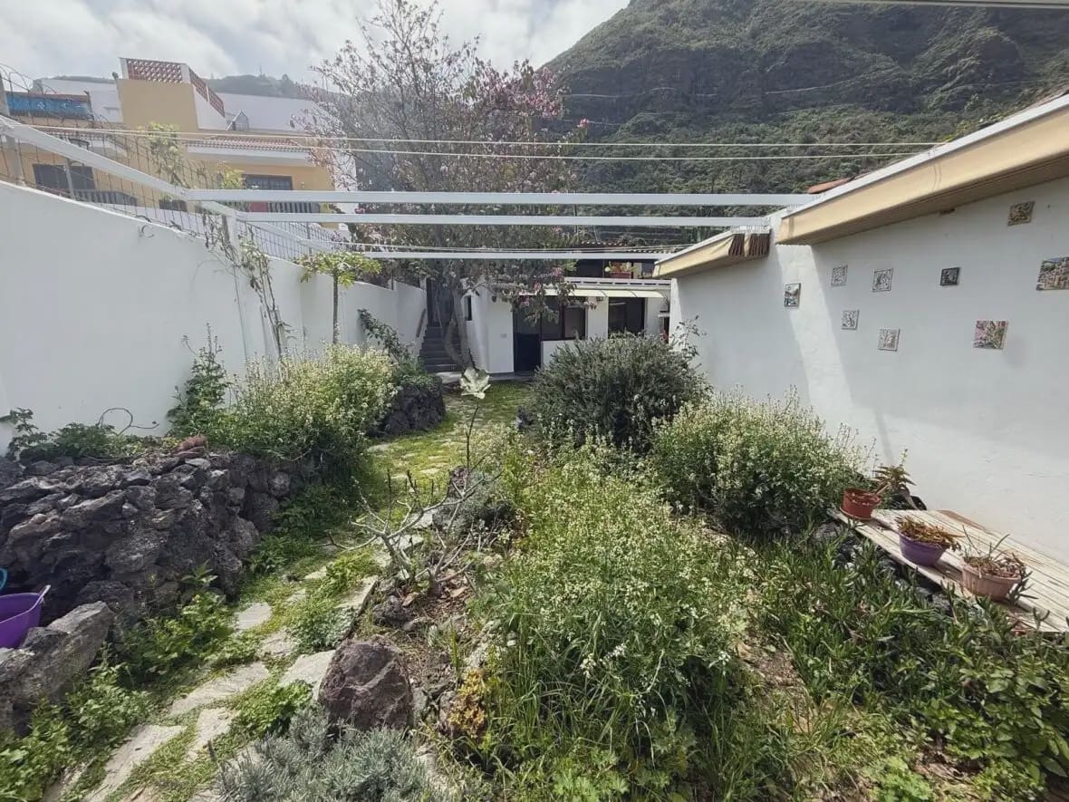 5 chambre Finca/Maison de Campagne à vendre à Garachico avec garage - 800 000 € (Ref: 10021879)
