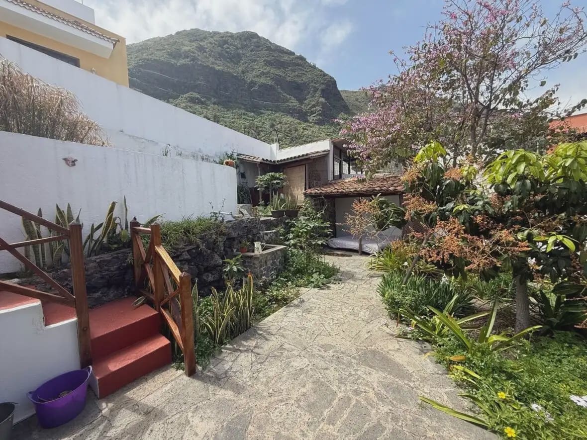 5 chambre Finca/Maison de Campagne à vendre à Garachico avec garage - 800 000 € (Ref: 10021879)