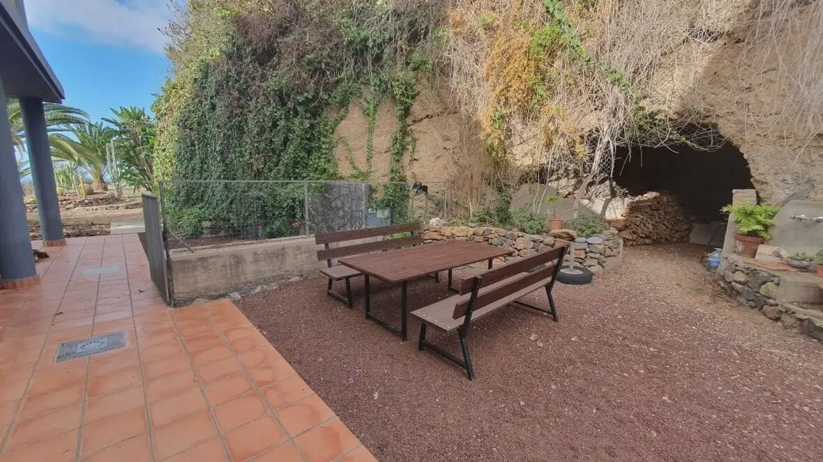 6 soveværelse Finca/Landehus til salg i San Juan de la Rambla med garage - € 1.250.000 (Ref: 10021883)