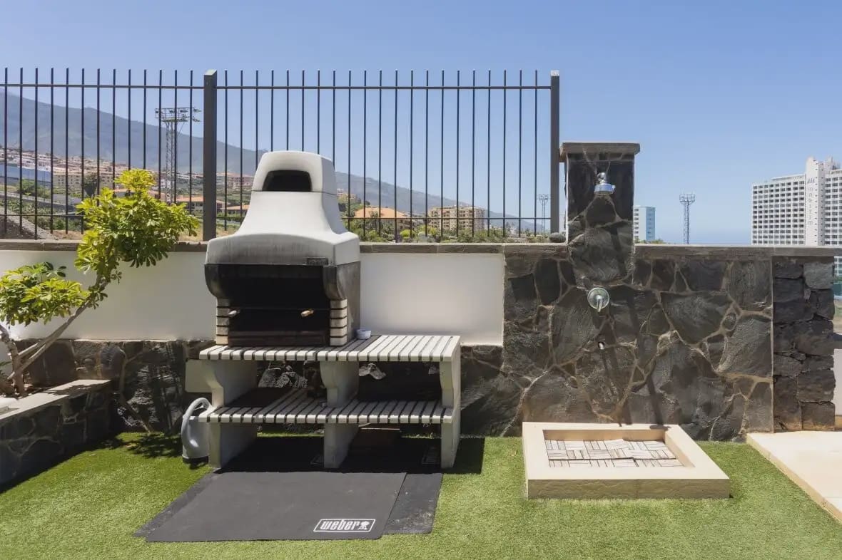 7 chambre Finca/Maison de Campagne à vendre à Puerto de la Cruz avec garage - 1 800 000 € (Ref: 10021884)