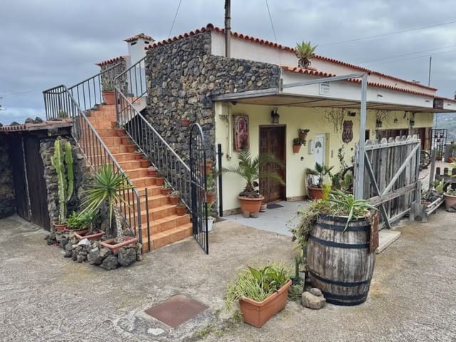9 bedroom Business for sale in Icod de los Vinos - € 900,000 (Ref: 10021885)