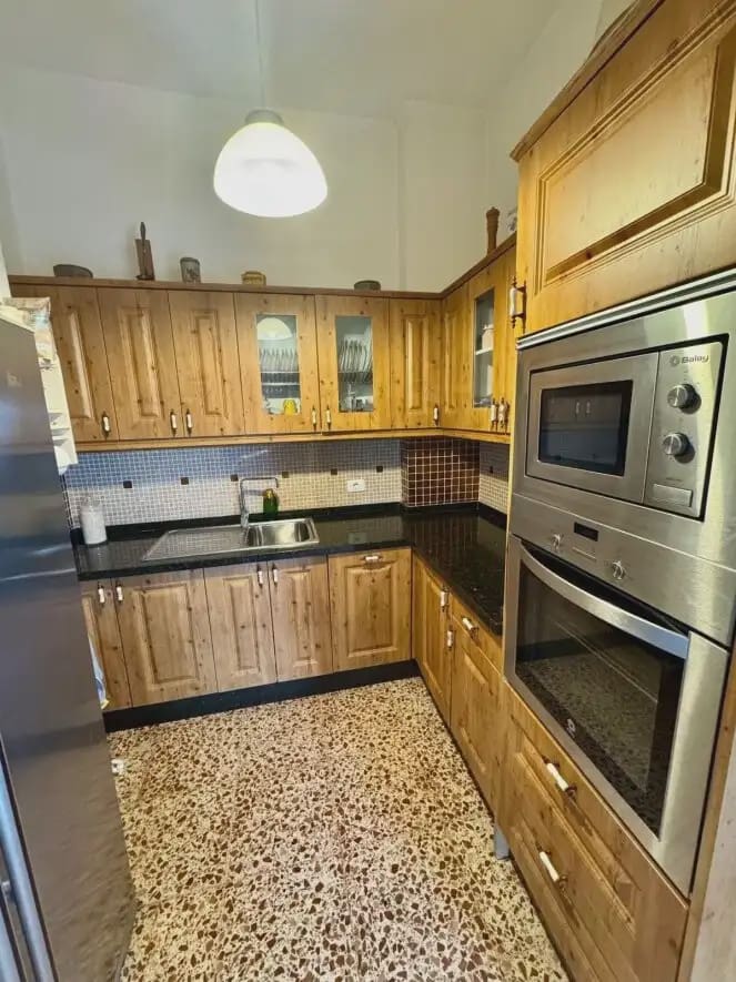 9 bedroom Business for sale in Icod de los Vinos - € 900,000 (Ref: 10021885)