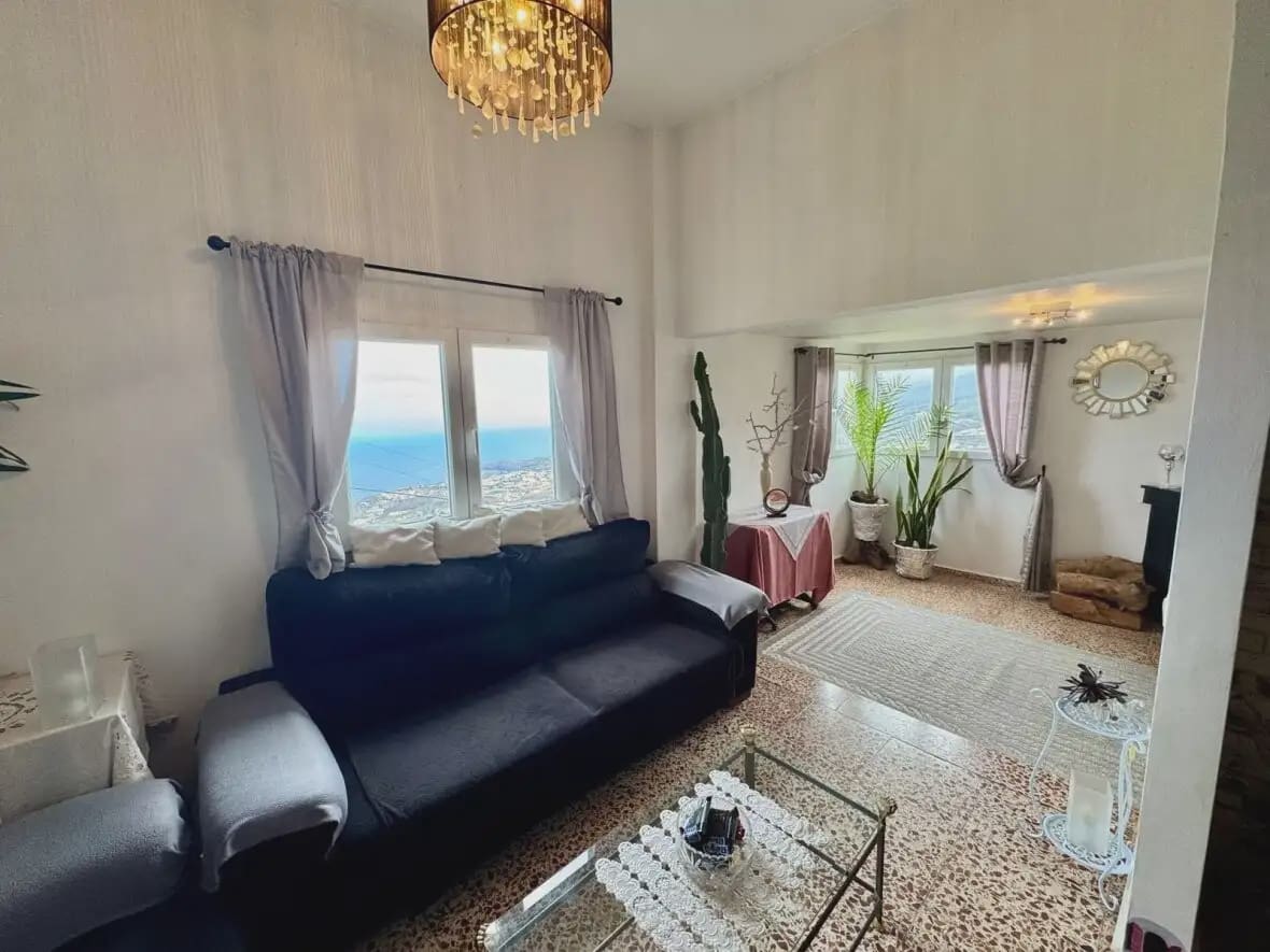 9 bedroom Business for sale in Icod de los Vinos - € 900,000 (Ref: 10021885)