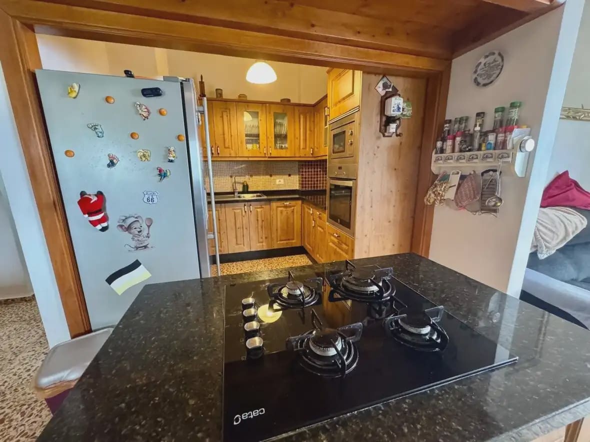 9 bedroom Business for sale in Icod de los Vinos - € 900,000 (Ref: 10021885)