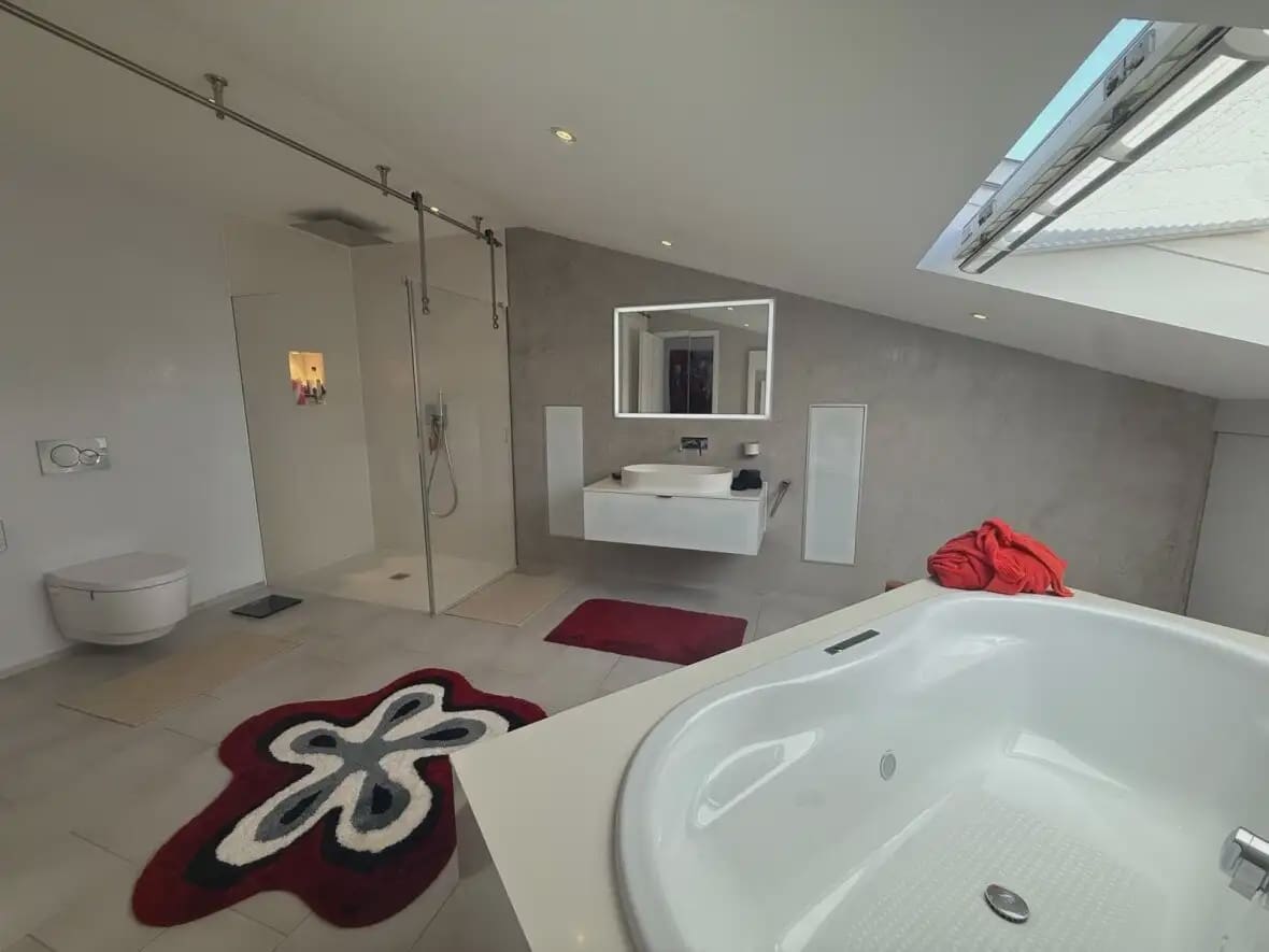 Adosado de 4 habitaciones en Puerto de la Cruz en venta con garaje - 1.100.000 € (Ref: 10021889)